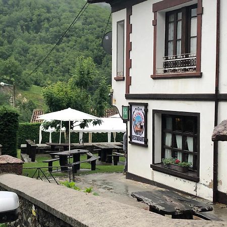 Hotel Restaurante La Carasca Orlé Zewnętrze zdjęcie