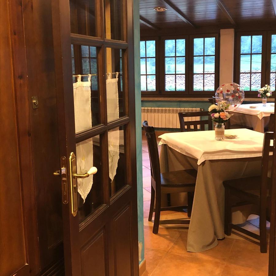 Hotel Restaurante La Carasca Orlé Zewnętrze zdjęcie