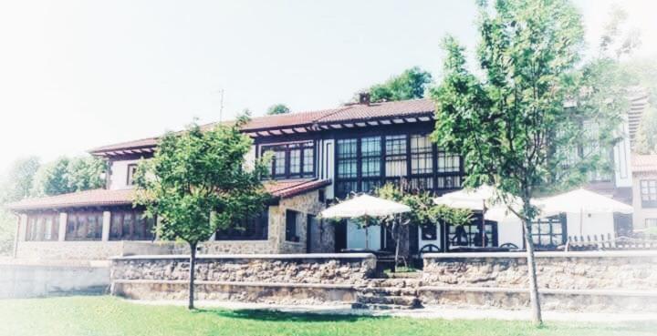 Hotel Restaurante La Carasca Orlé Zewnętrze zdjęcie