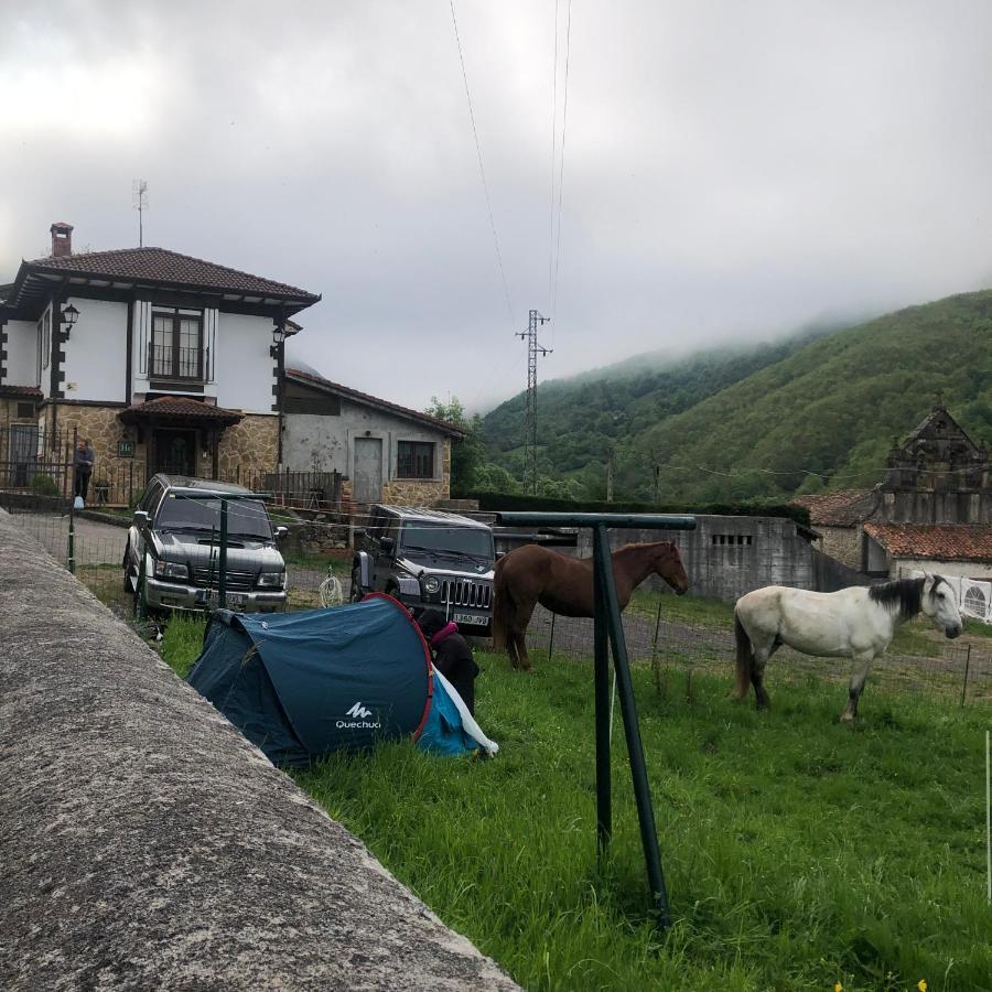 Hotel Restaurante La Carasca Orlé Zewnętrze zdjęcie